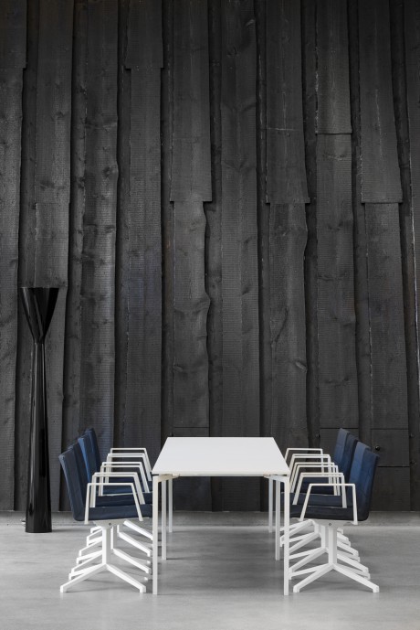 Archal_ArchalTable_Lammhults_ARTIPELAG_1
